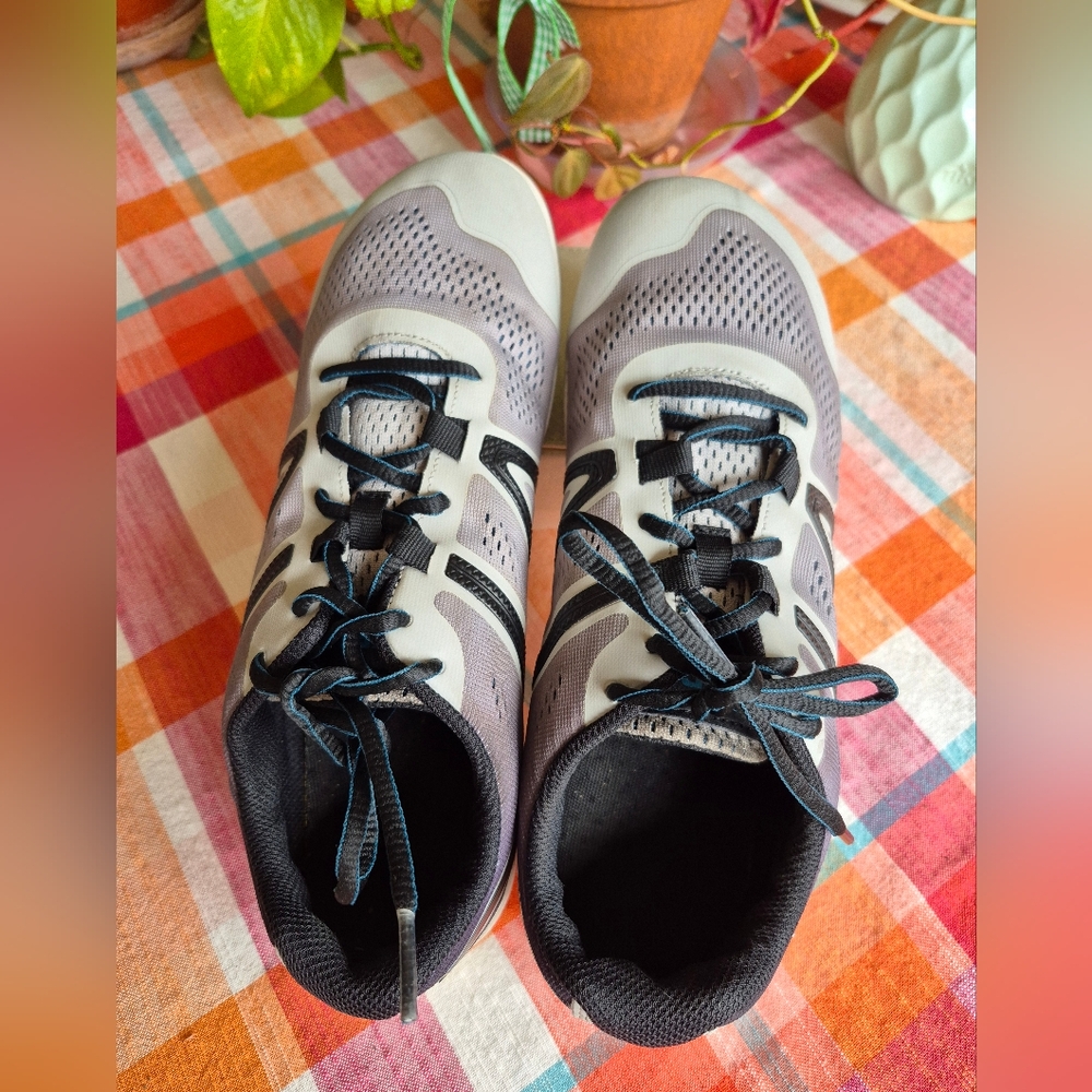 Xero HFS - Lightweight Road Running Shoe - Women Size 11